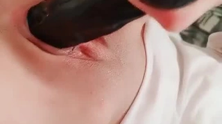 冰河时期00后白嫩纹身师娇娇